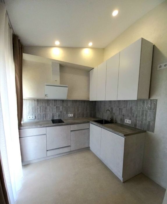 Продаётся 2 к. квартира с ремонтом в новострое.