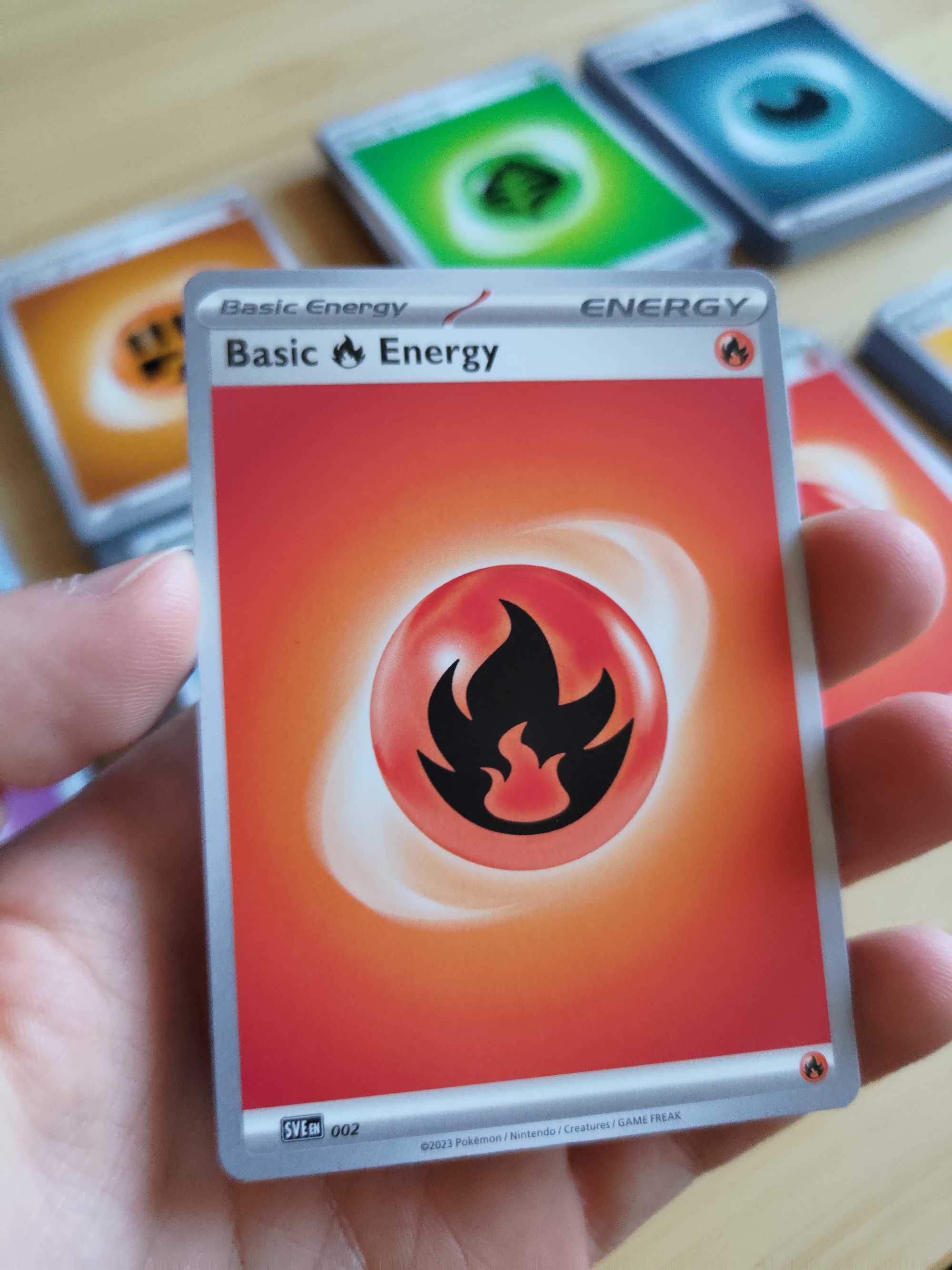 Karty energii Pokemon TCG - 300 sztuk
