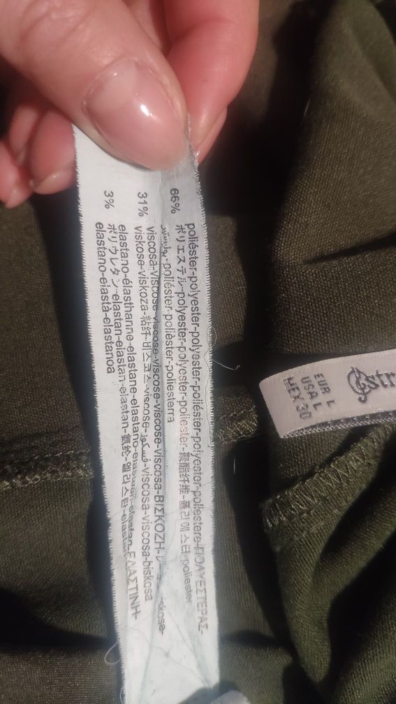 Spodnie chino mom fit z elastyczną talią Stradivarius 38 40 butelkowa