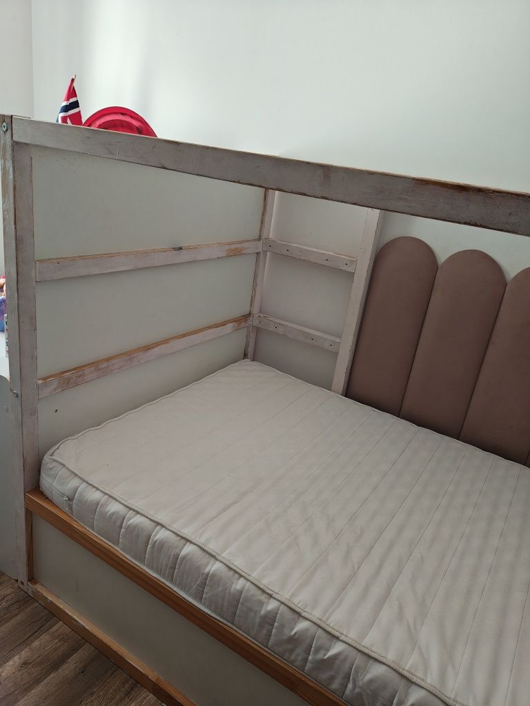 Łóżko Ikea Kura odwracane