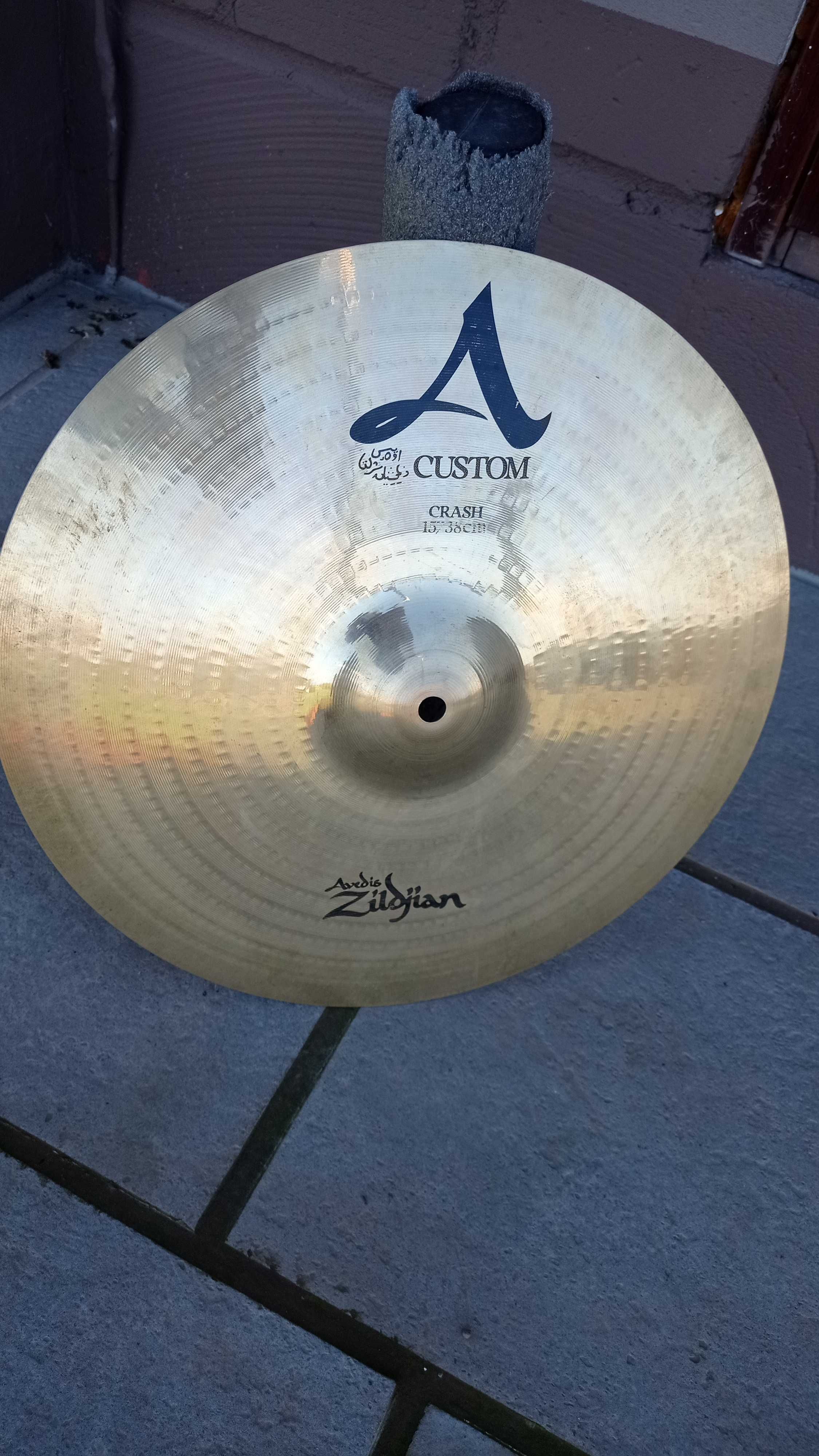 Zildjian A Custom Crash 15"  Pierwsza  seria na Europę z 92 roku.