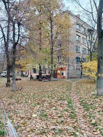 Продаж приміщення під магазин або офіс Олени Теліги 49 метроДорогожичі