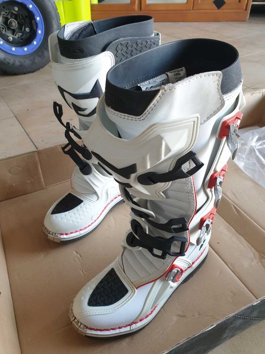 Moto 4 LTZ 400 matriculada ano 2006