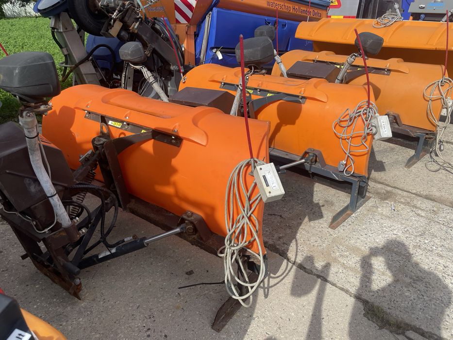 Pług Śnieżny Schmidt silnik SNK 240 szer 210cm do śniegu stratos 12V