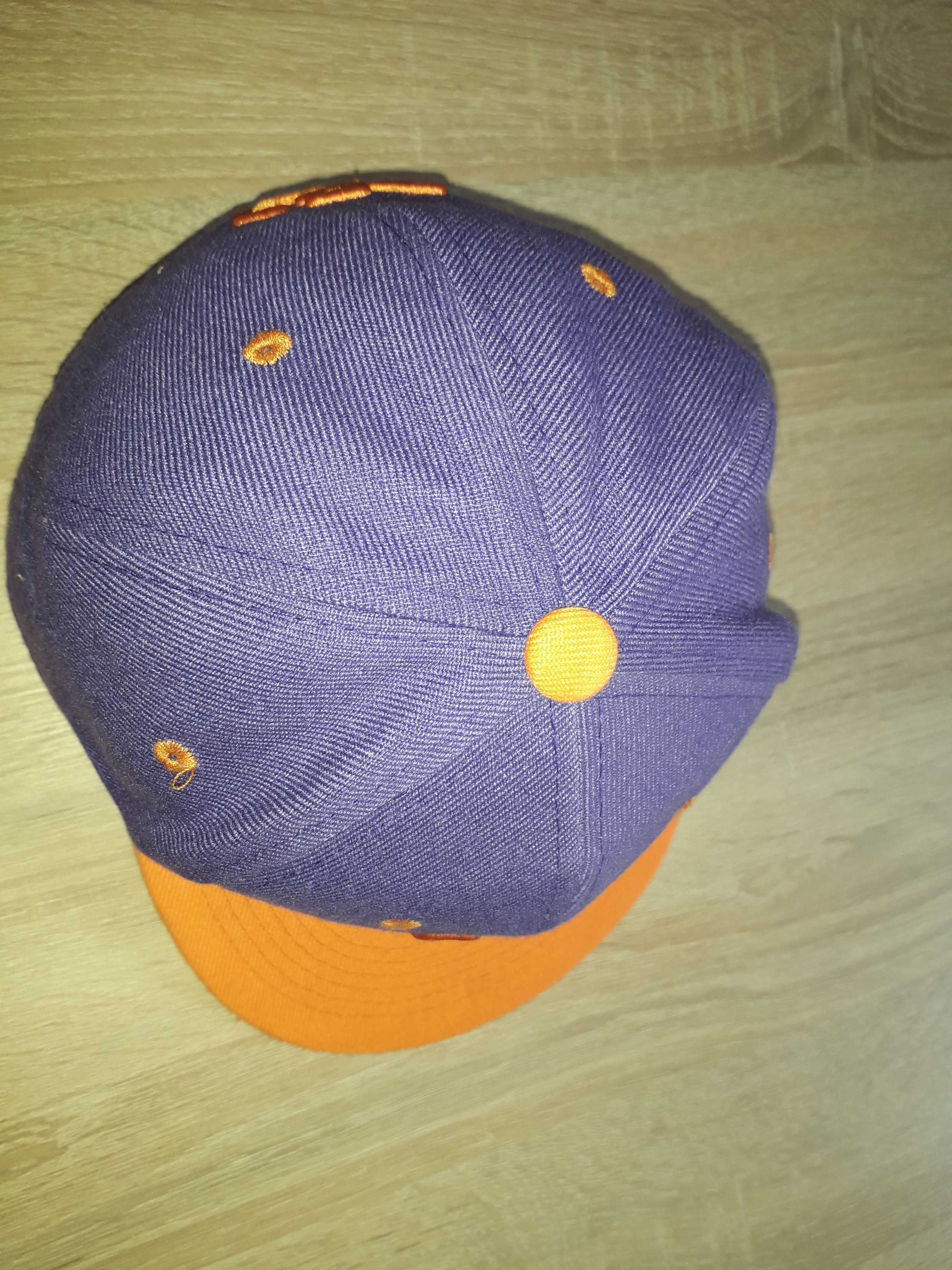 Czapka z płaskim daszkiem NY Barcleys, roz.7, Full Cap. Nowa