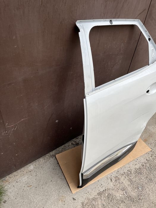 Peugeot 3008 двері задня ліва права