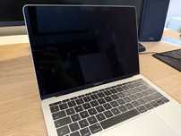 MacBook Pro 13” (2016) – 16GB RAM, 512GB SSD, macOS Monterey
