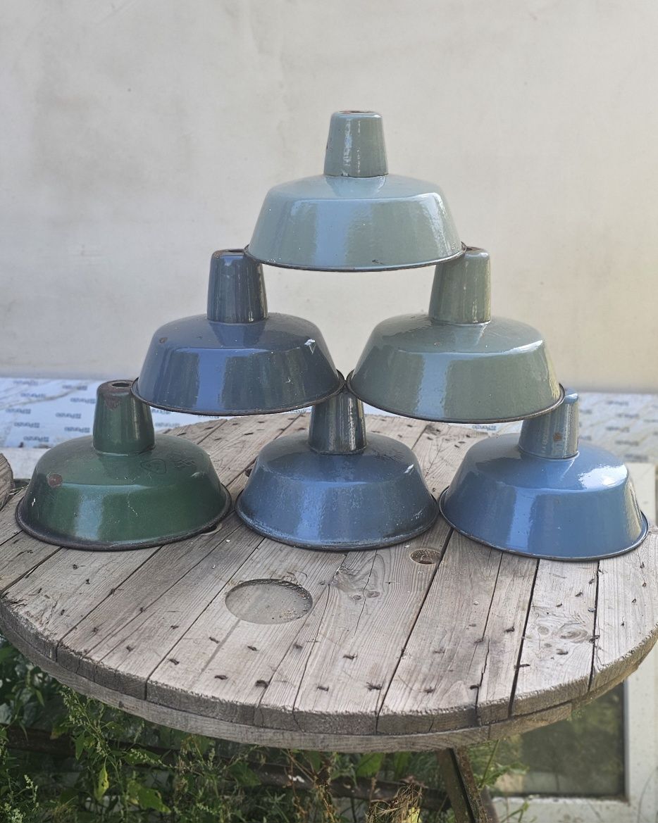 Klosz emaliowany lampy OB/OBs-1 lata 60-te, 70-te PRL