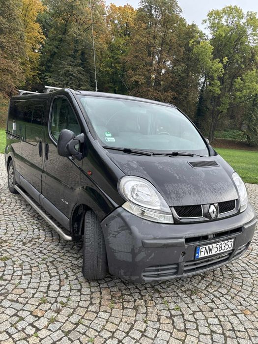 Renault Trafic long 6 osobowy