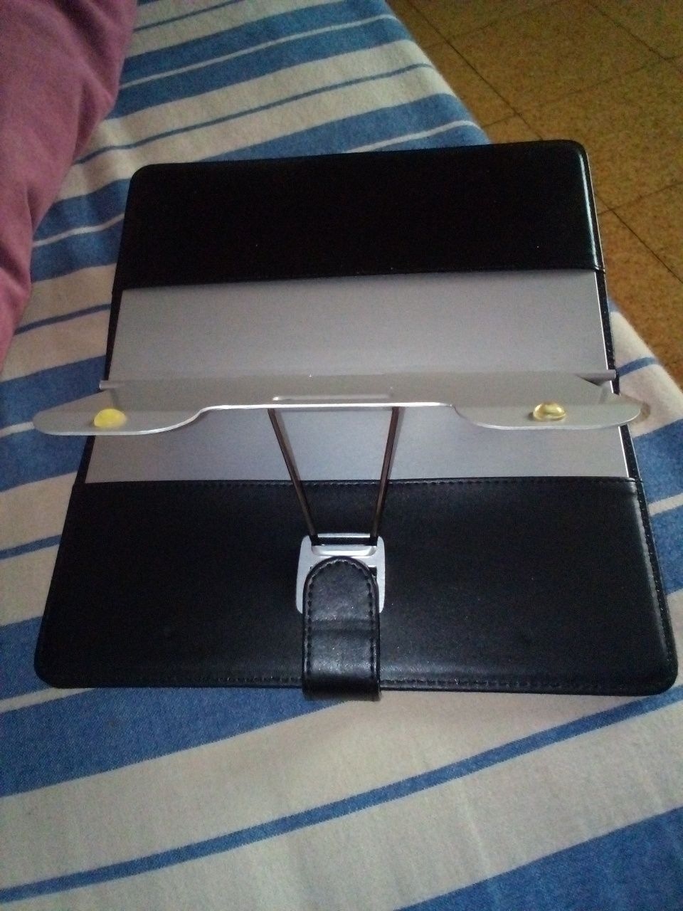 Capa laptop stand