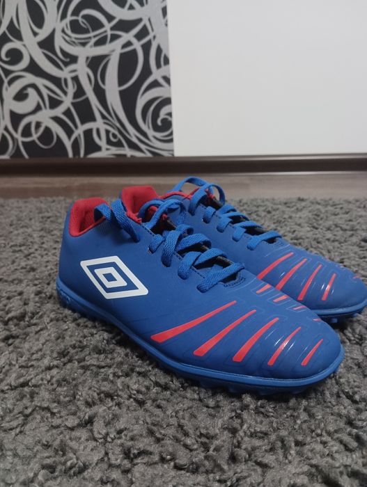 Футзалки Umbro Faux Leather Contrast Side Logo Football athletic