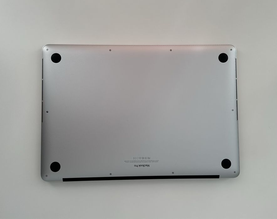 Macbook pro 15 2015 16/512GB