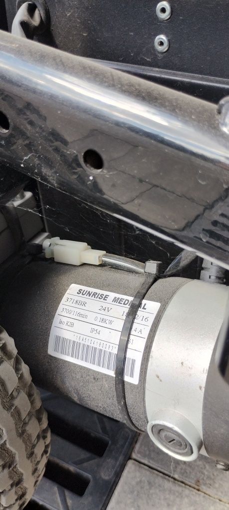 Quickie Rumba Elektryczny wózek inwalidzki bardzo mocny i solidny
