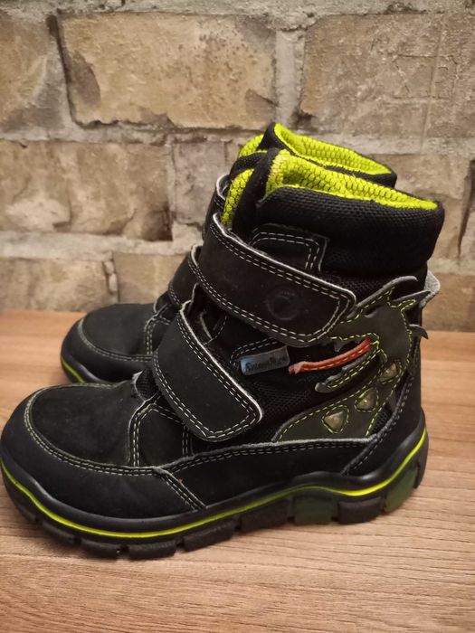 Зимние ботинки  ricosta grisu на липучках с лампочками.