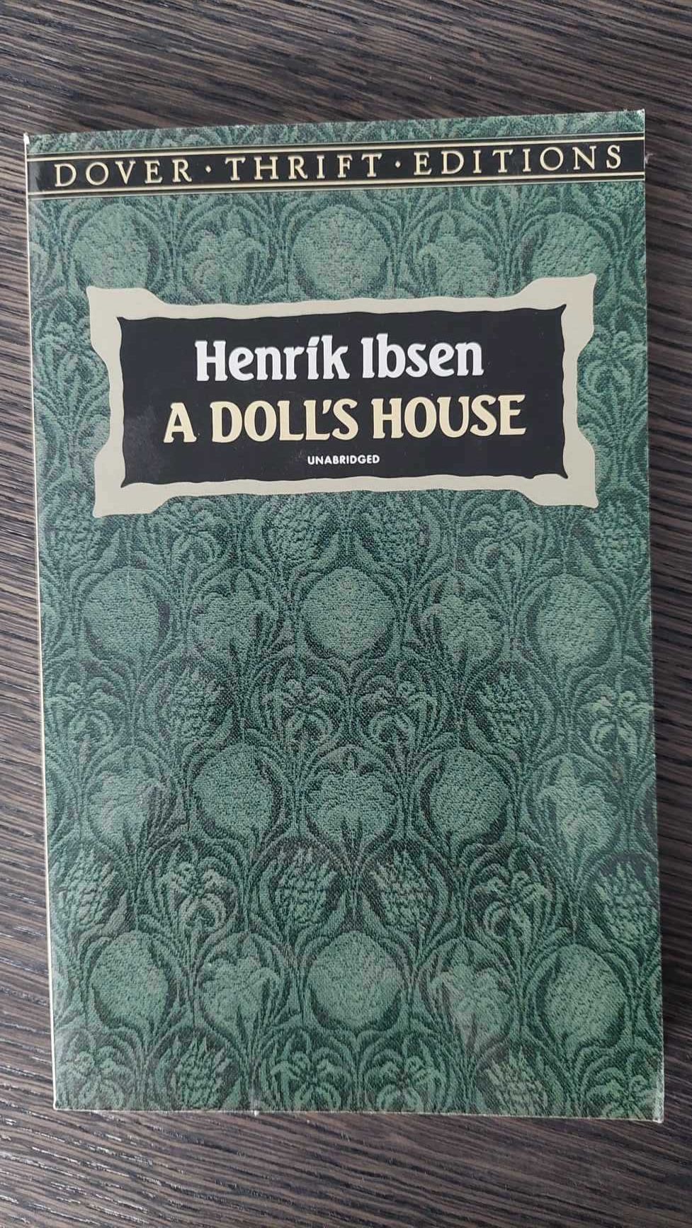 Henrik Ibsen: "A Doll's House" [książka po angielsku]