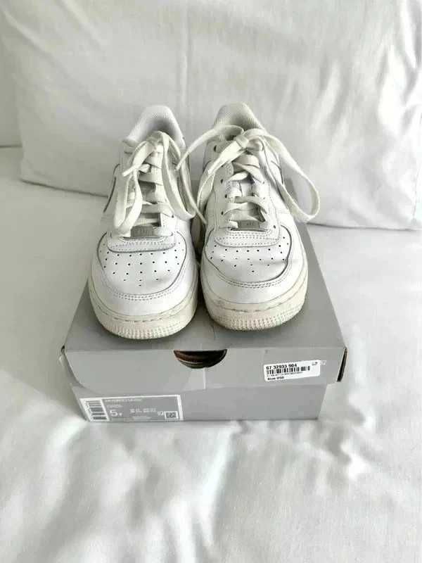 Nike Air Force 1 LE ( GS ) 37,5