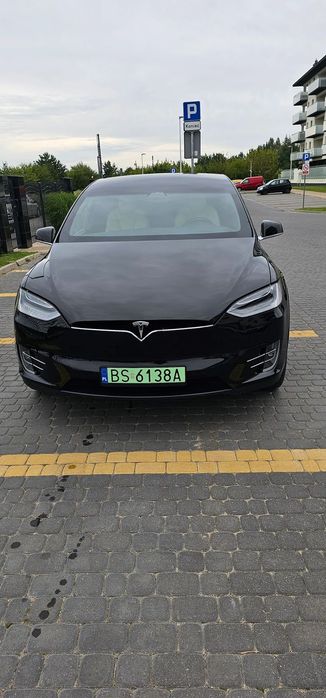 Tesla Model X Do Sprzedania samochód osobowy Marki TESLA X 100 Napęd 4x4 2020 rok !