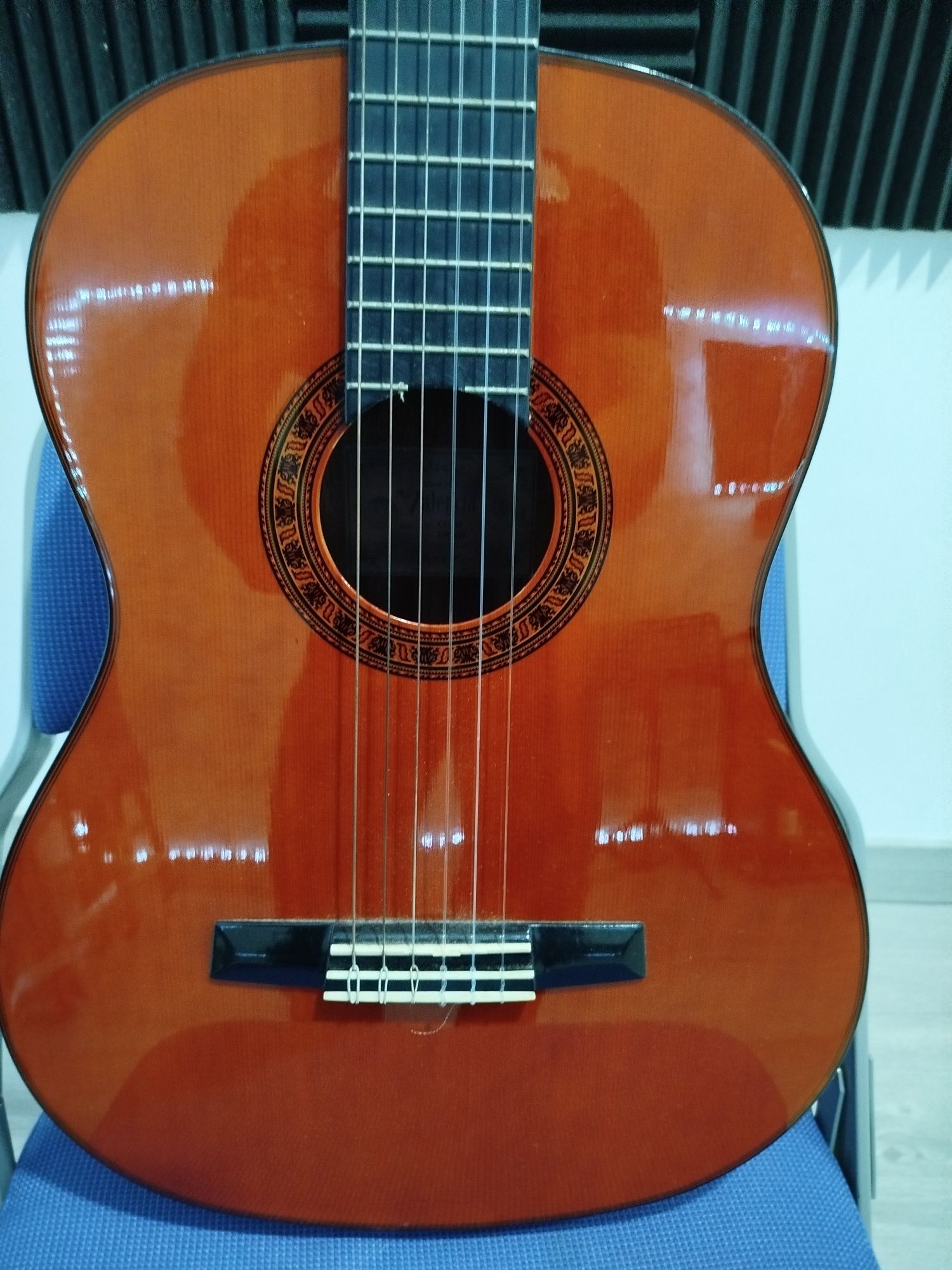 Guitarra Valência CG180