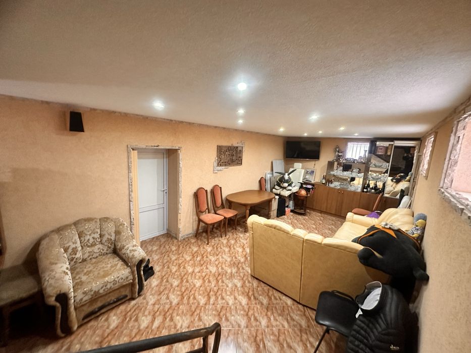 Продам будинок р-н ветлікарні Борисполь