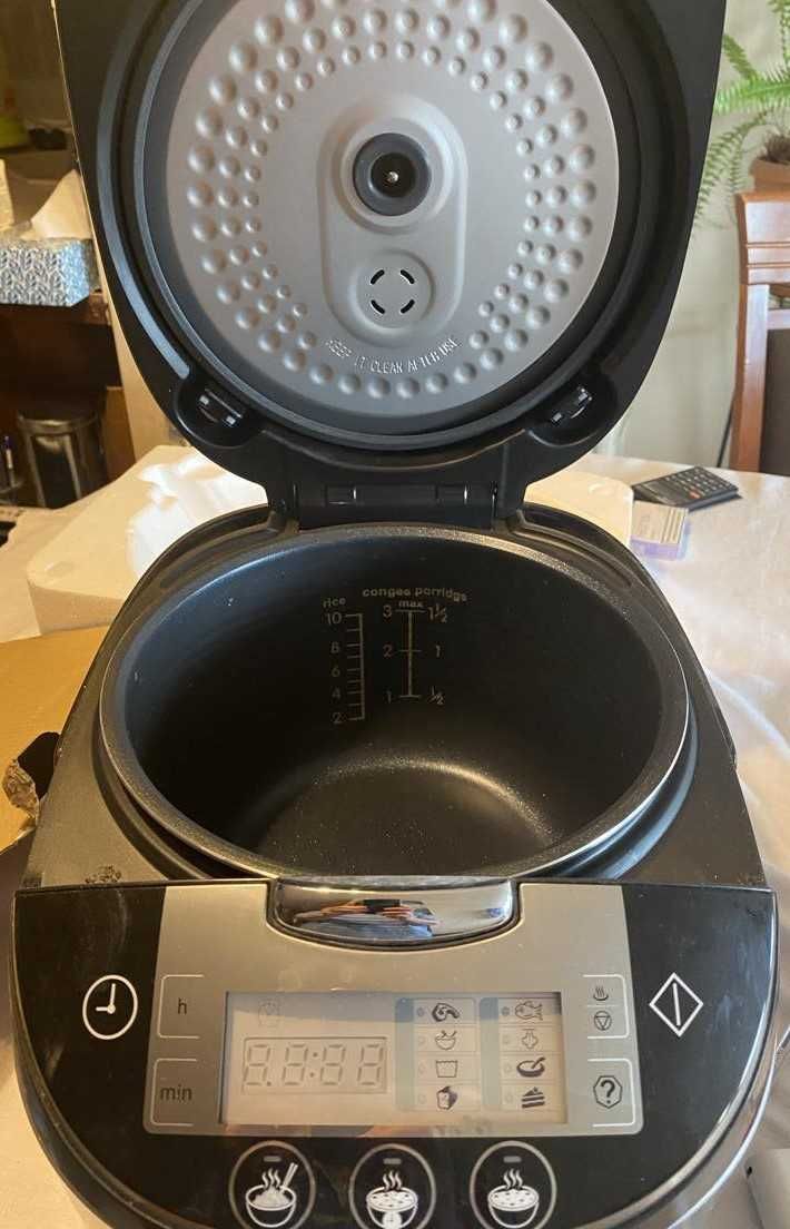 Russel Hobbs Multicooker
