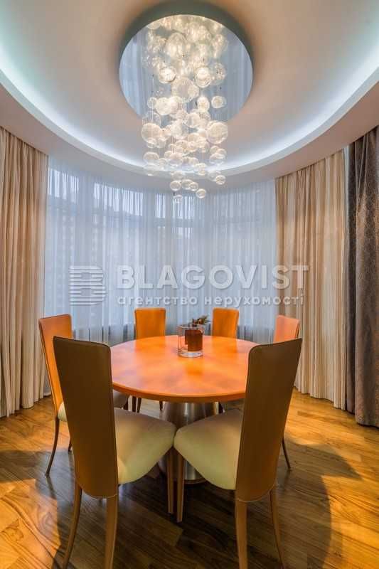 ул Дмитриевская 69 - 3х комн 104 м кв с паркингом