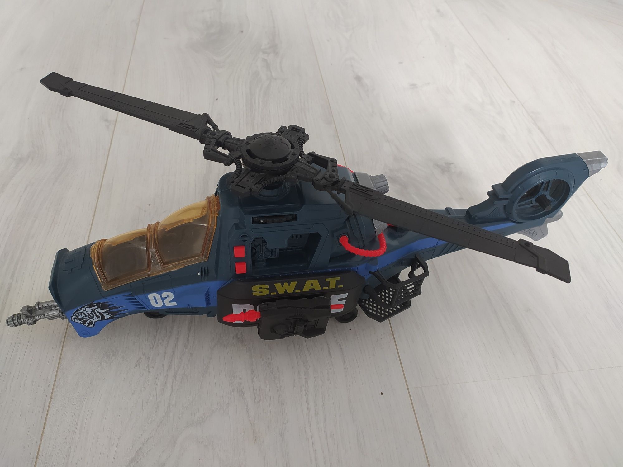 Helikopter Soldier Combat S.W.A.T. z efektami dźwiękowymi