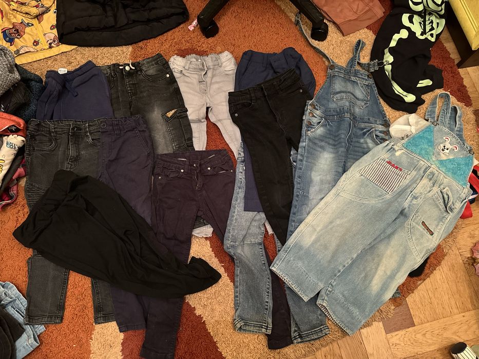 Дитячий одяг (лотом)все в доброму стані ,Zara,Prada