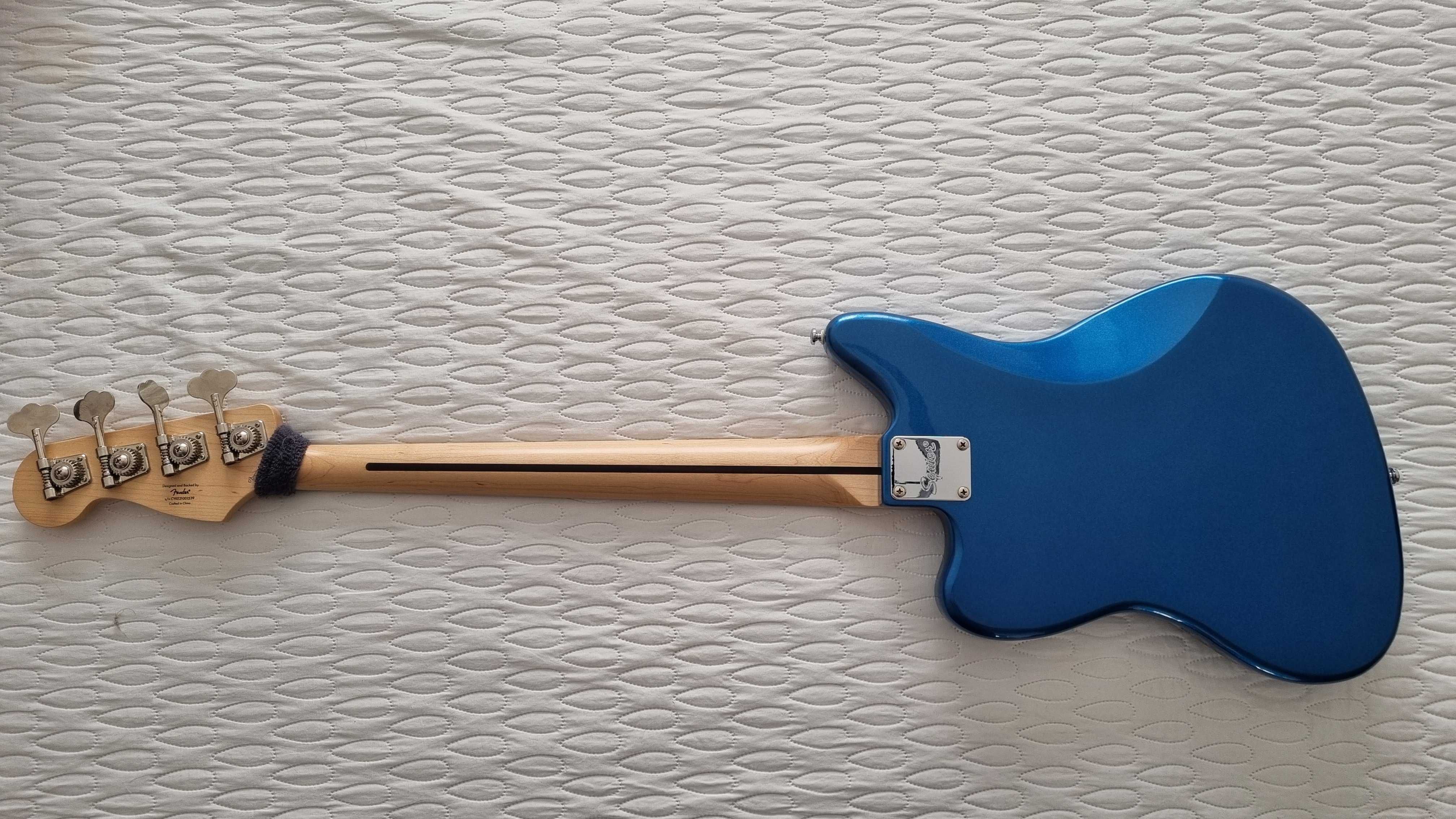 Gitara Basowa 32" - Squier Affinity Jaguar Bass H - MODDED + Flaty