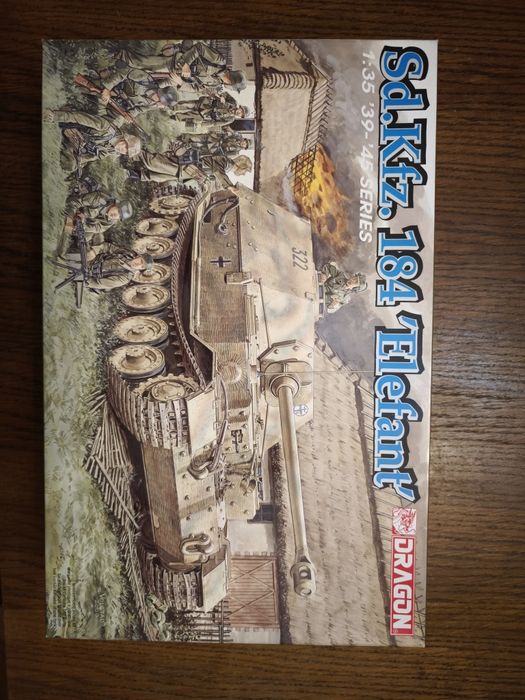 Model do sklejania Dragon 6126 Sd.KfZ. 184 ELEFANT (1:35)