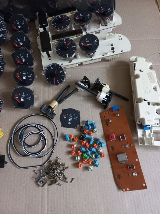 Панель приборов запчасти ауди 100,А6с4