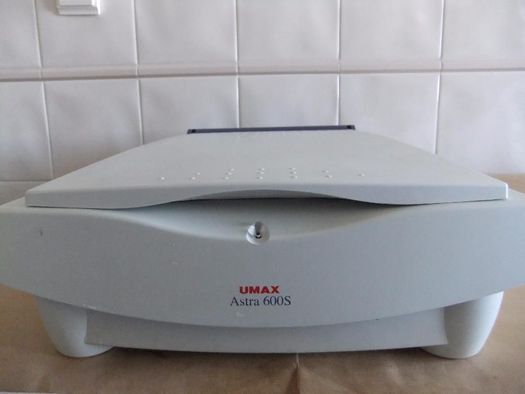 Digitalizador UMAX Astra 600S - vintage