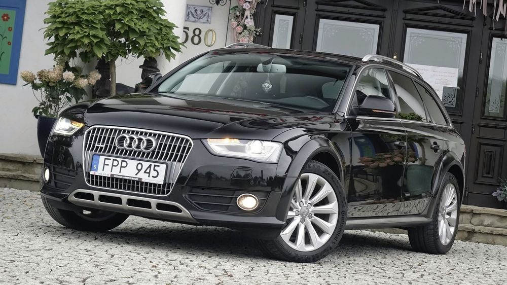 Audi A4 Allroad LansCAR 2015 2.0TDI 190KM quattro Allroad Sport NavWebestoXenonLED PDC