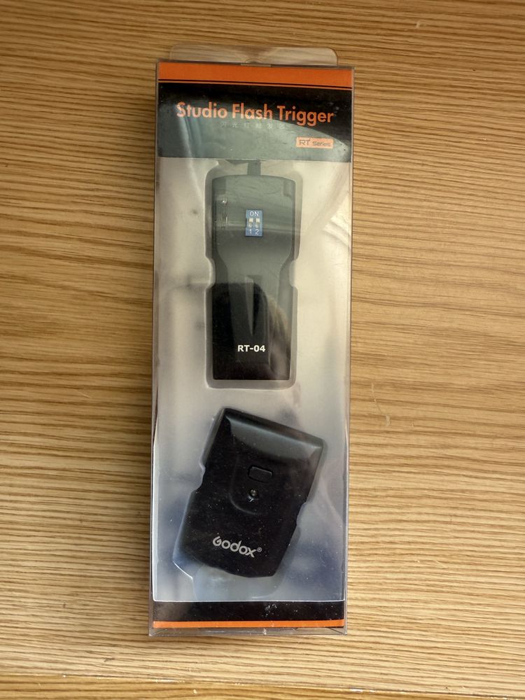 Продам. Бездротовий Godox RT-04 Studio Flash Trigger