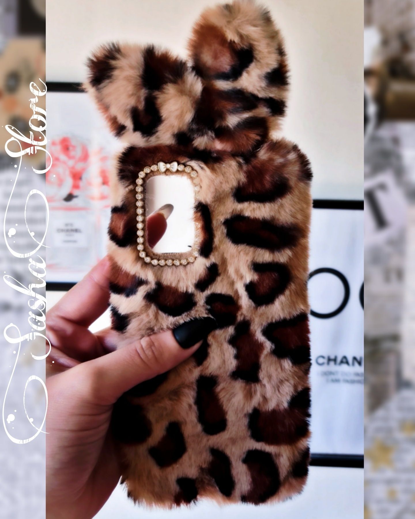 Capa pelinho padrão leopardo - Samsung Galaxy S20 Plus