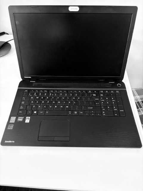 Laptop Toshiba Satellite Pro C70-B-41E Core i5 4210U, 17,3", Win 10Pro