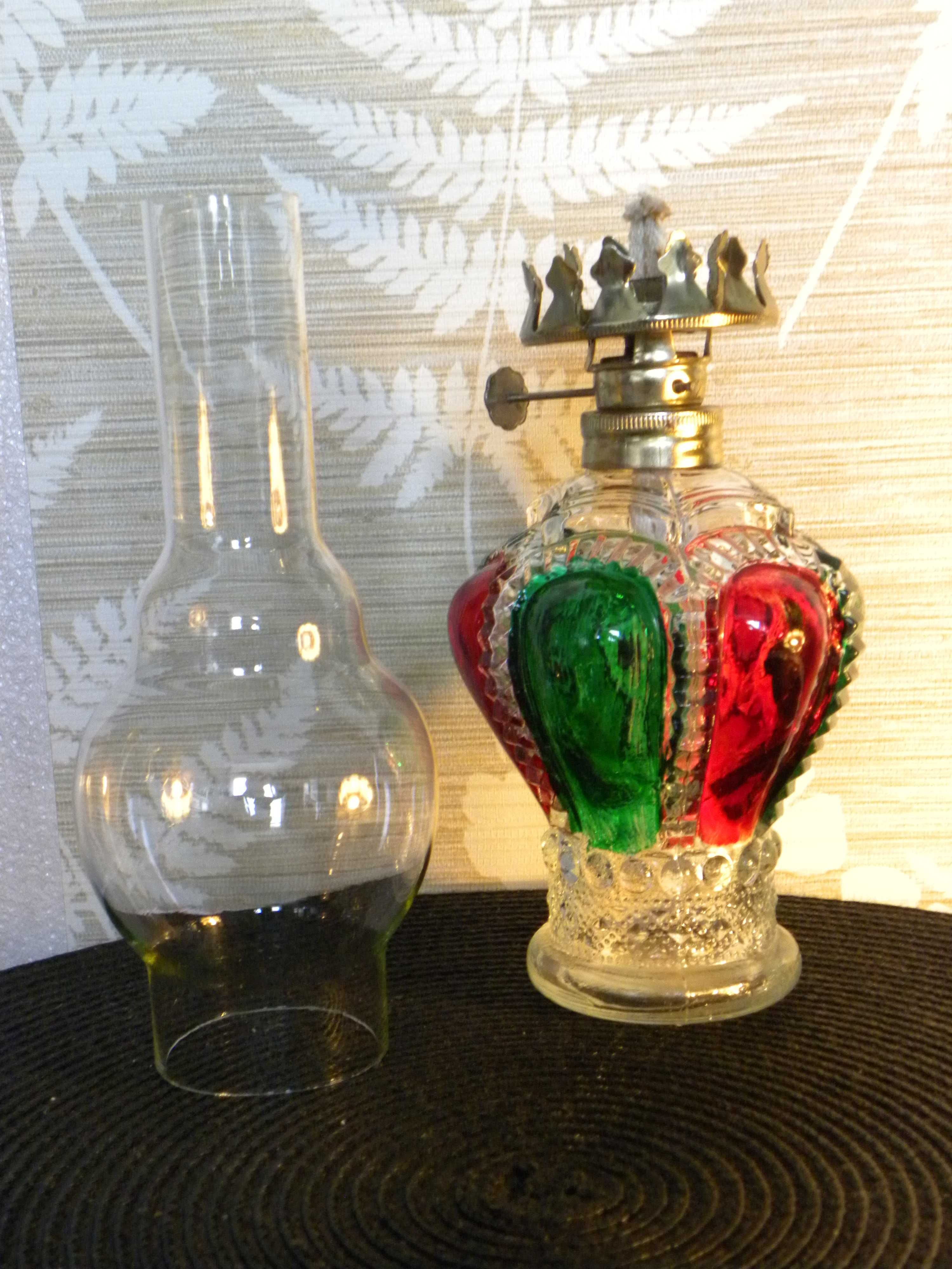 Szklana kolorowa stołowa lampa lampka naftowa