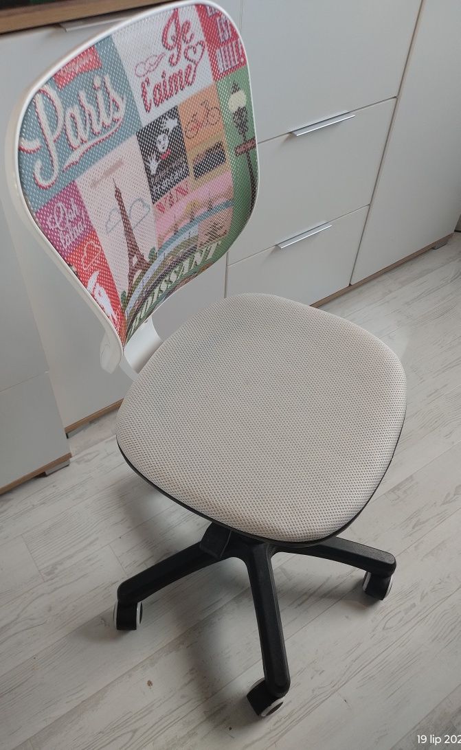 Krresło obrotowe fotel