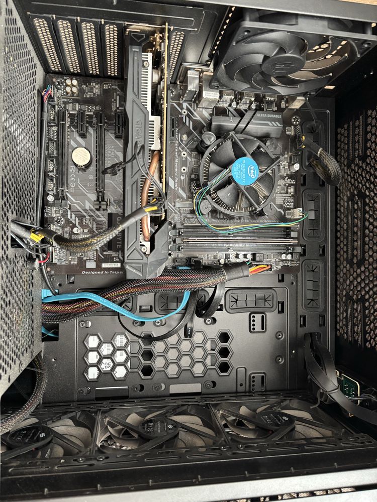 Komputer stacjonarny i3-8100 gtx 1060 6GB