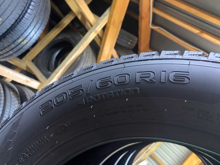 Зимові шини 205/60R16 Nokian Hakkapeliitta R3  8+мм 4шт