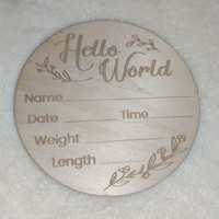 Placa de nascimento "Hello World"