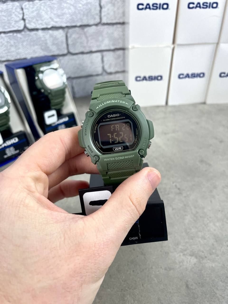 Годинники Casio.