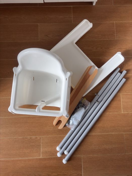 Cadeira Alimentação IKEA com acessórios