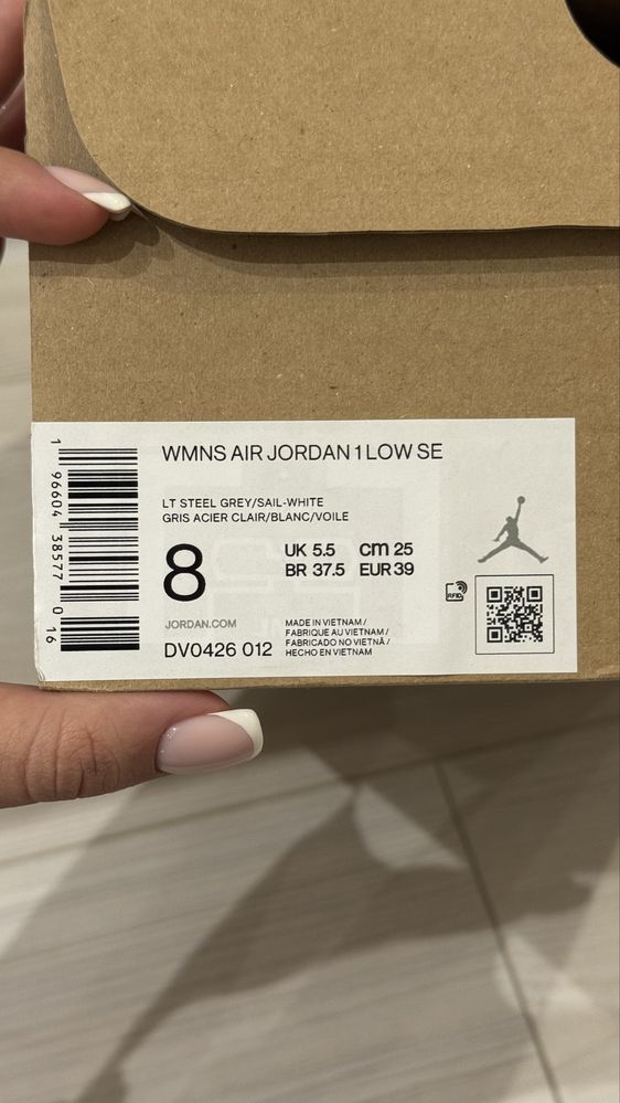 Кросівки Nike Air Jordan 1 Low Light Grey оригінал!