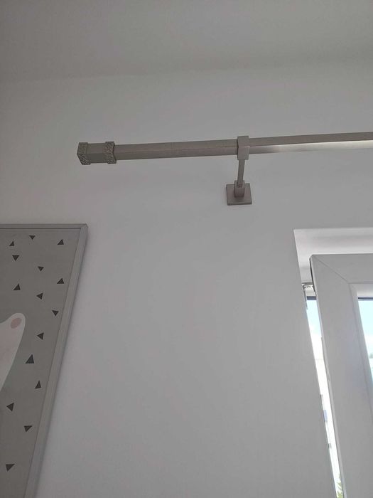 Karnisz 240 cm + wsporniki + końcówki