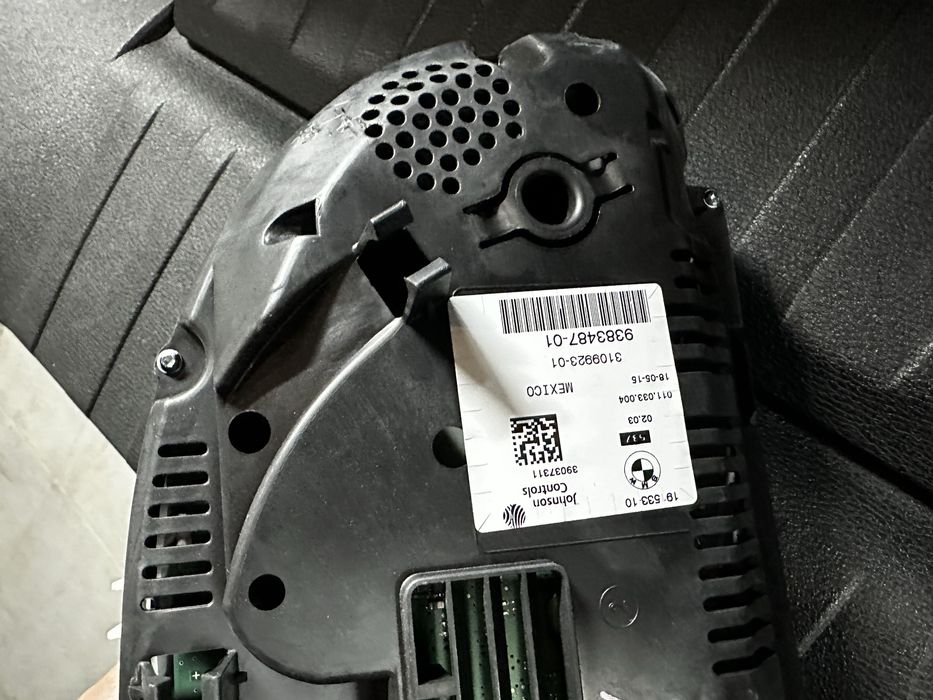 Приборная панель оригинал приборка BMW F10 F30 F20 F22 F15 F16 F25 Ф