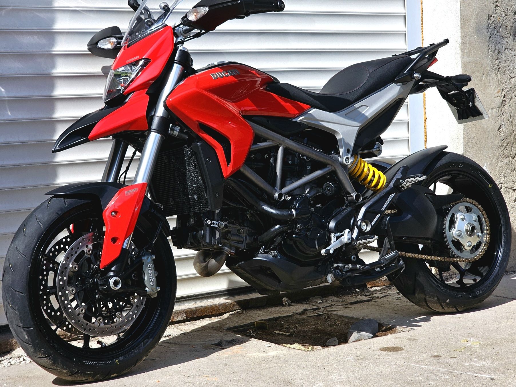 Ducati Hypermotard 821 z 2013 roku Hyperstrada 110km