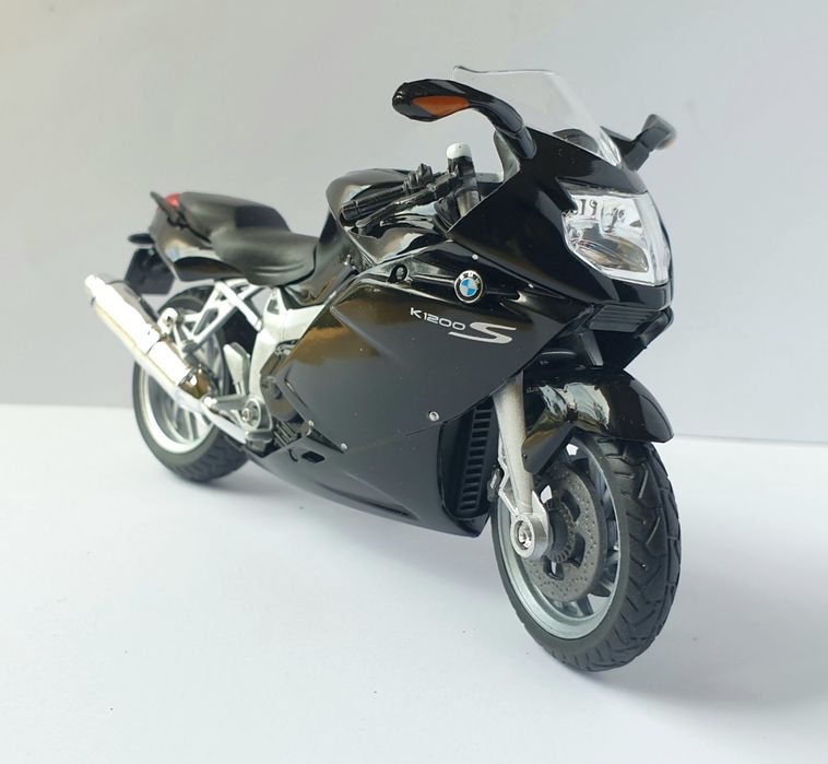 BMW K1200S model motocykla welly skala 1:18 die cast
