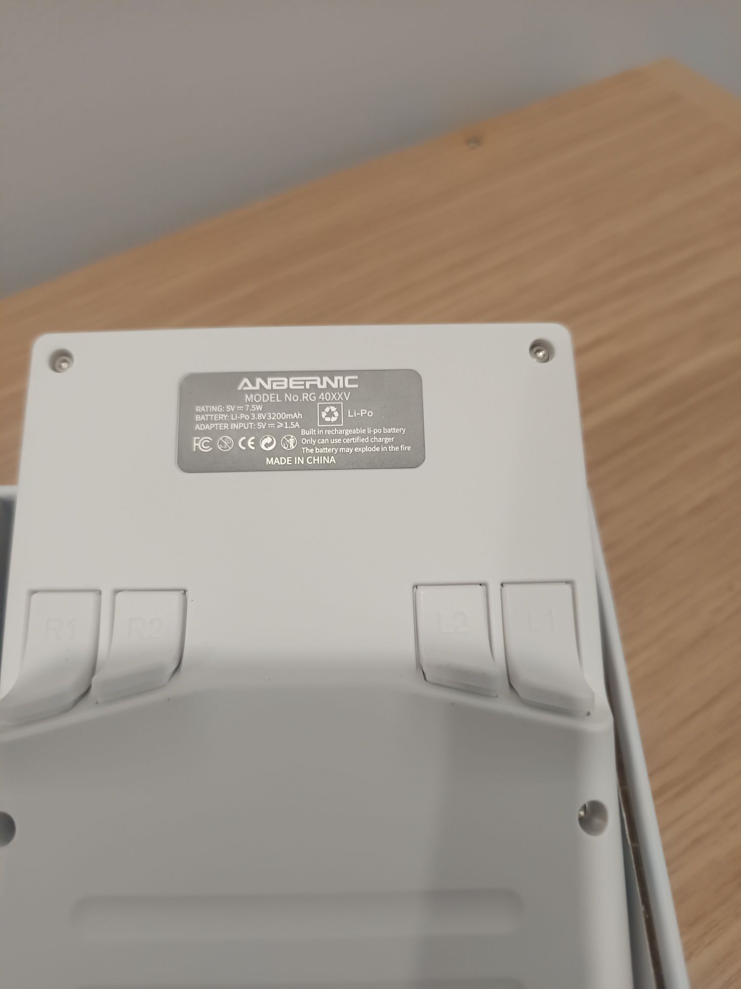 Anbernic RG40XXV 128GB+32GB
