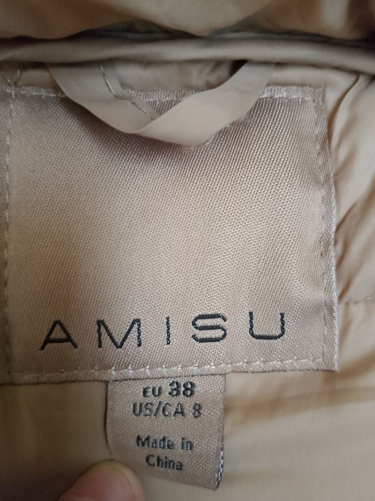 Куртка AMISU жіноча 38 розмір.