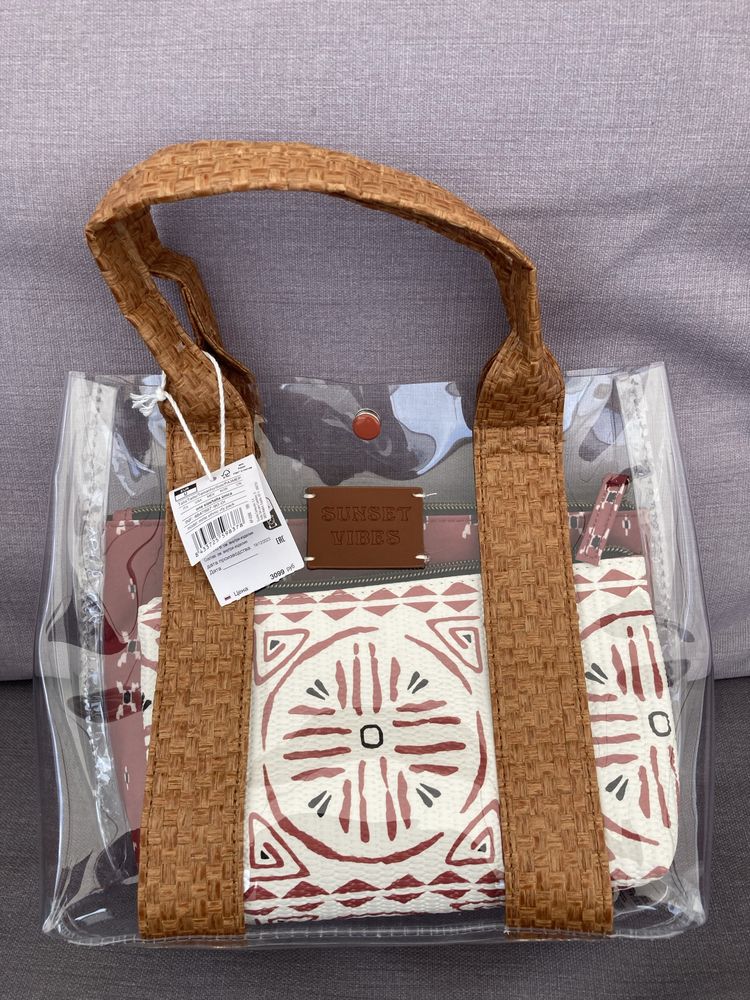 Carteira / necessaire nova